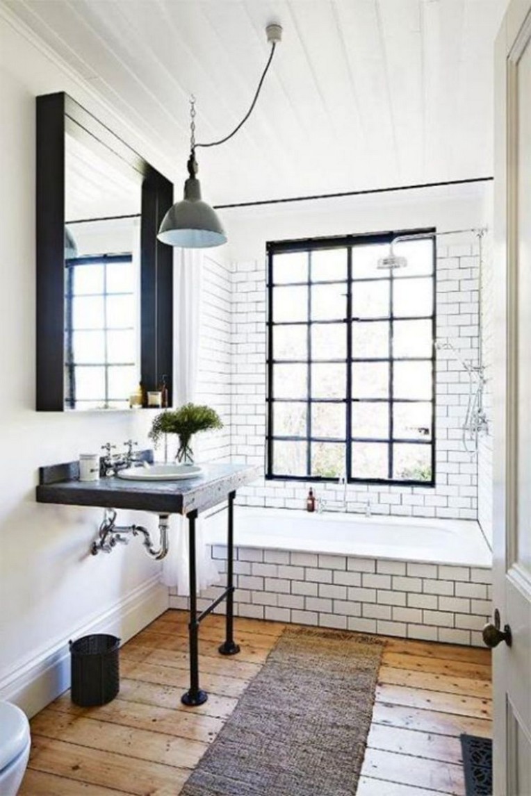 41+ Luxurious Black And White Subway Tiles Bathroom Design