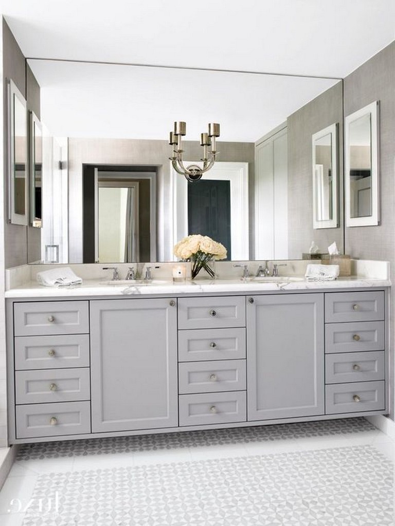 35+ Stunning Small Modern Bathroom Decor Ideas With ...